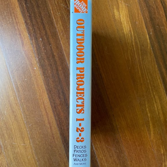 Home Depot Outdoor Projects 1-2-3 Book - Picture 3 of 7